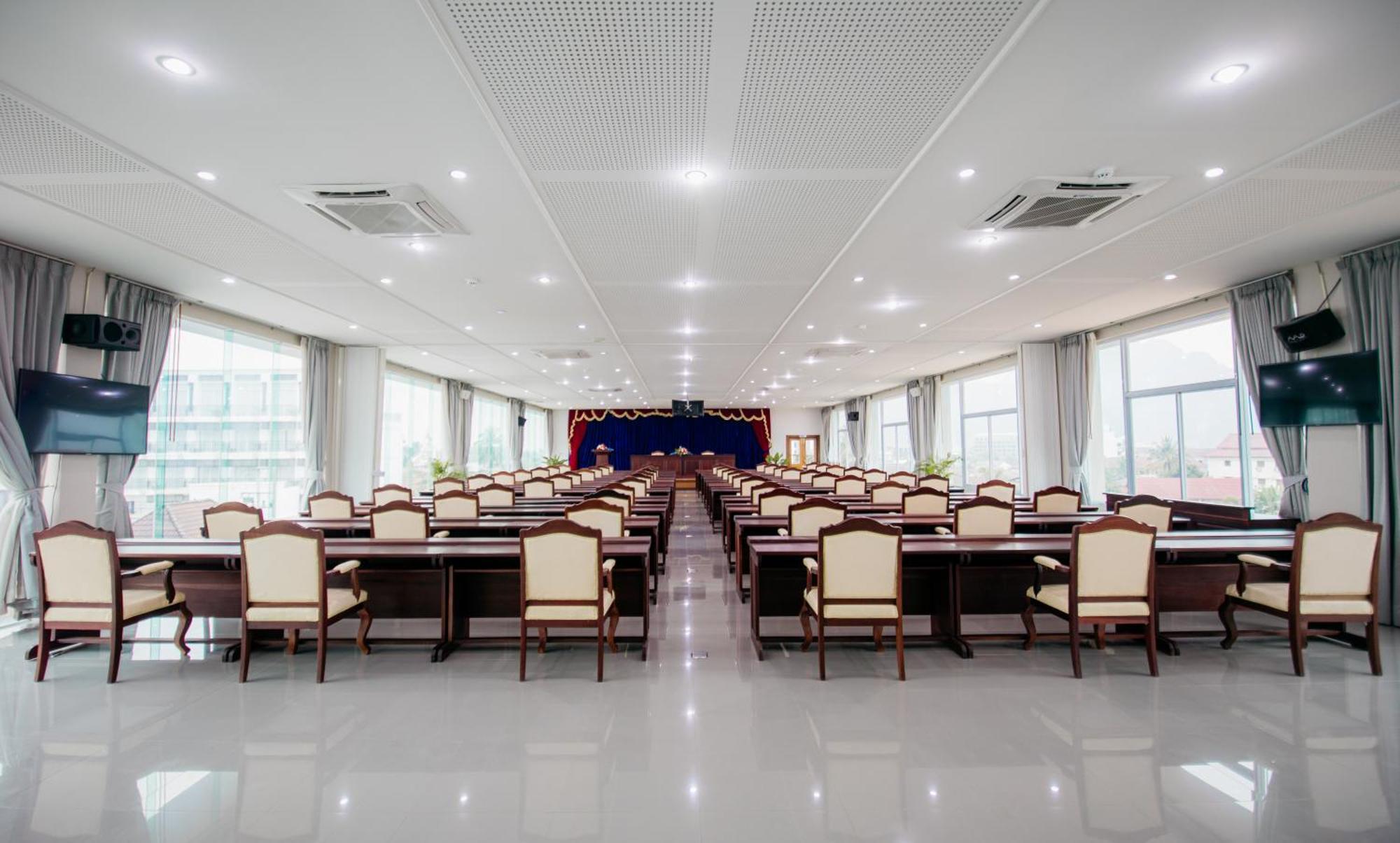 Sisombat Plaza Hotel Ванг-В'єнг Екстер'єр фото